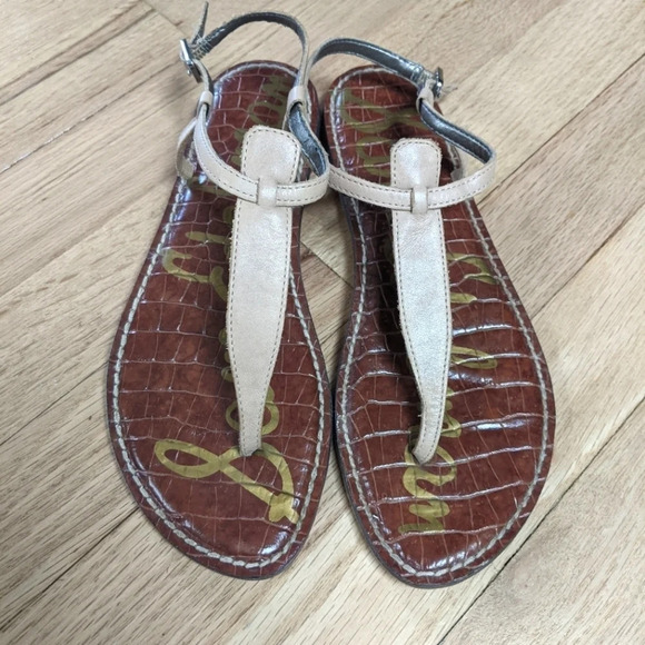 Sam Edelman Gigi Thong Sandal, Size 7.5 - Picture 2 of 6